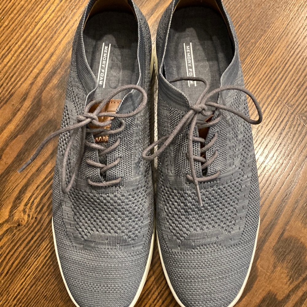 Men’s Izod Memory Foam Shoes Size 11